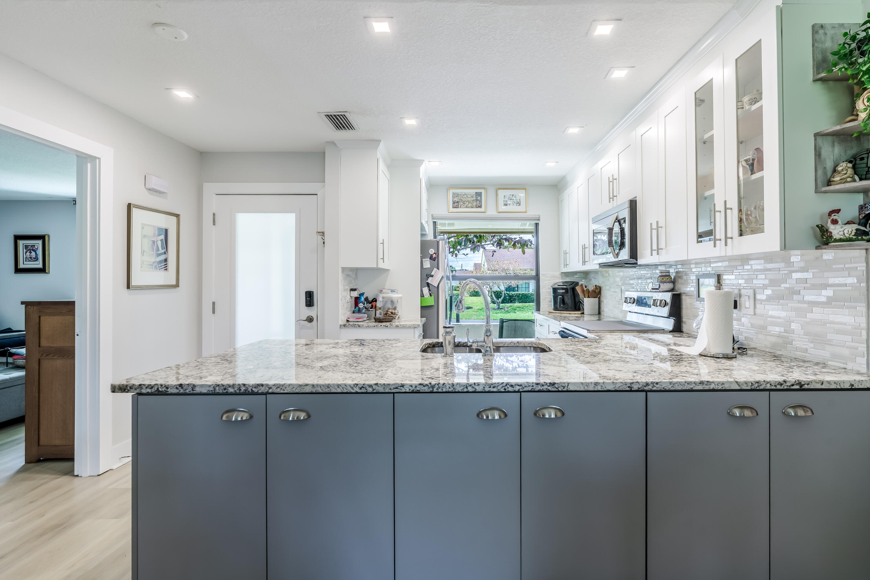 15812 Philodendron Delray Beach, FL 33484