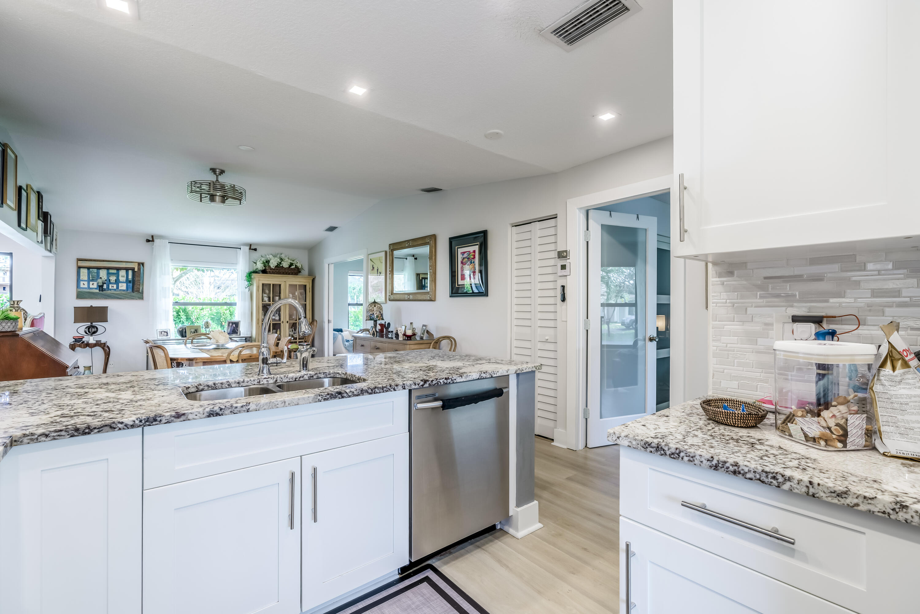 15812 Philodendron Delray Beach, FL 33484