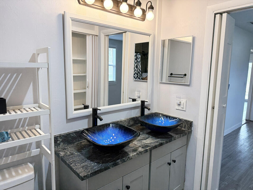 2092 SE Talwood Port St Lucie, FL 34952