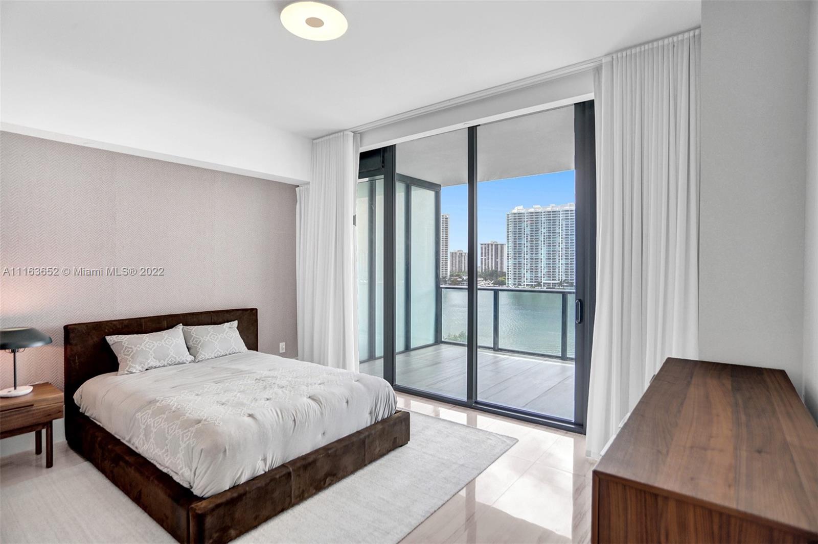 image Prive Miami32