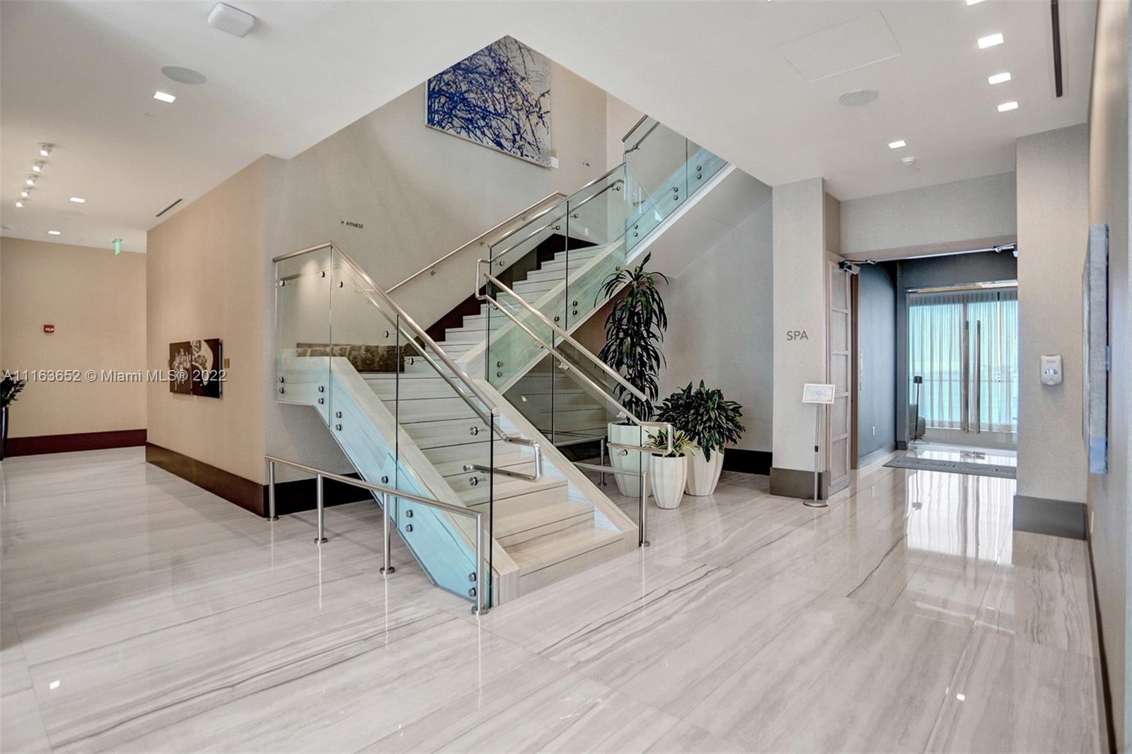 image Prive Miami41