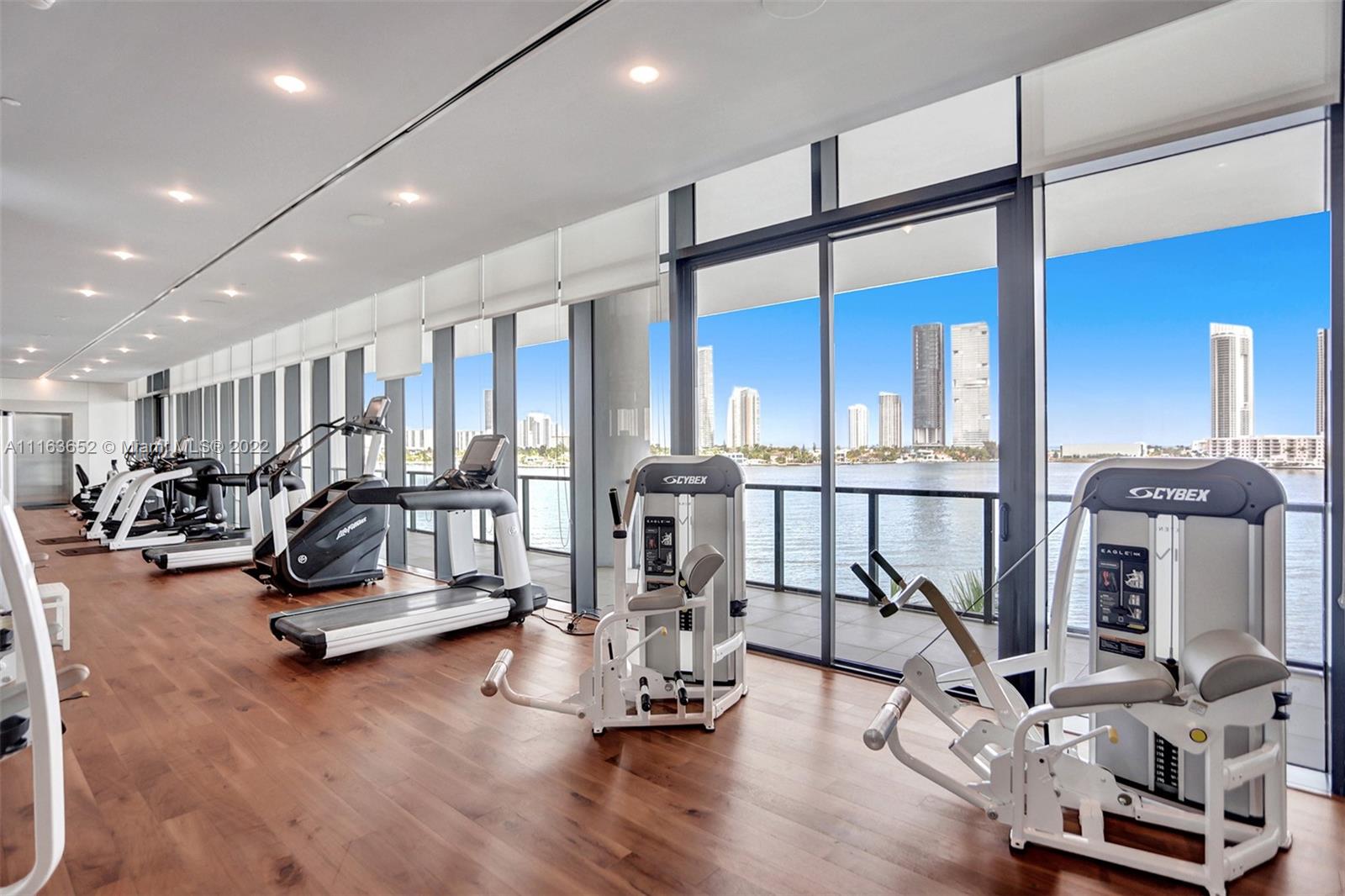 image Prive Miami43