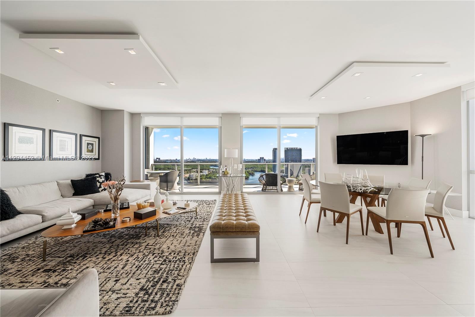 17111 Biscayne Blvd #2202