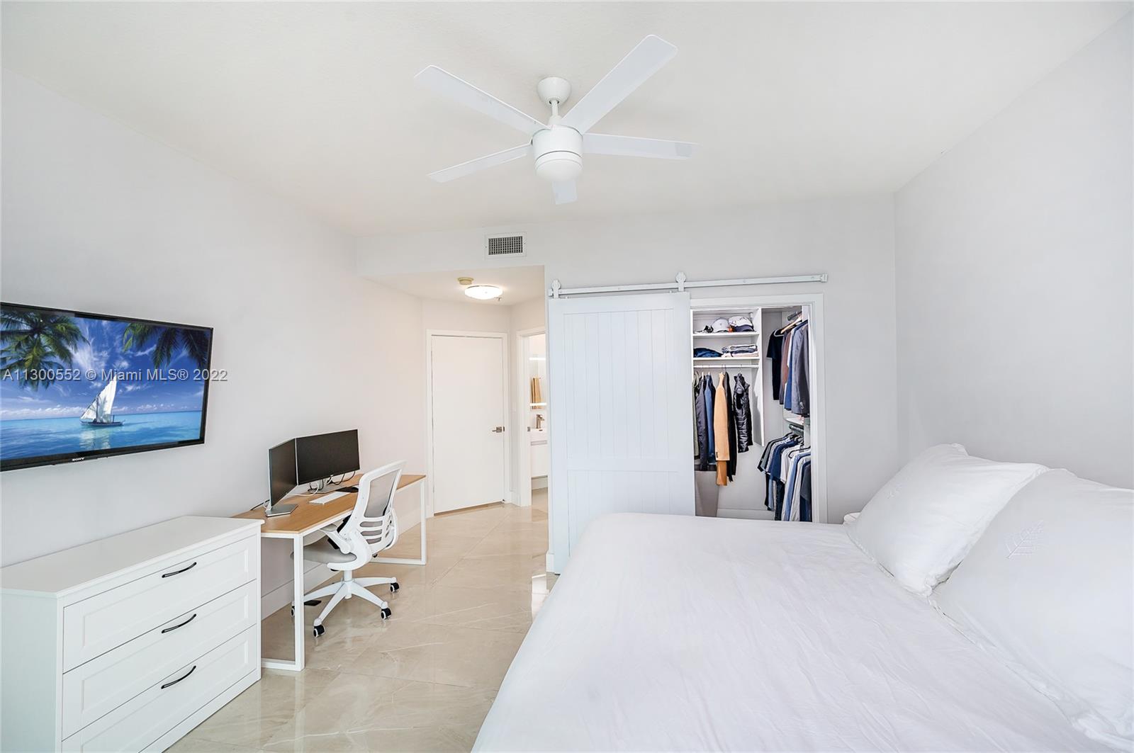 1111 SW 1st Ave #2625-N Miami, FL 33130