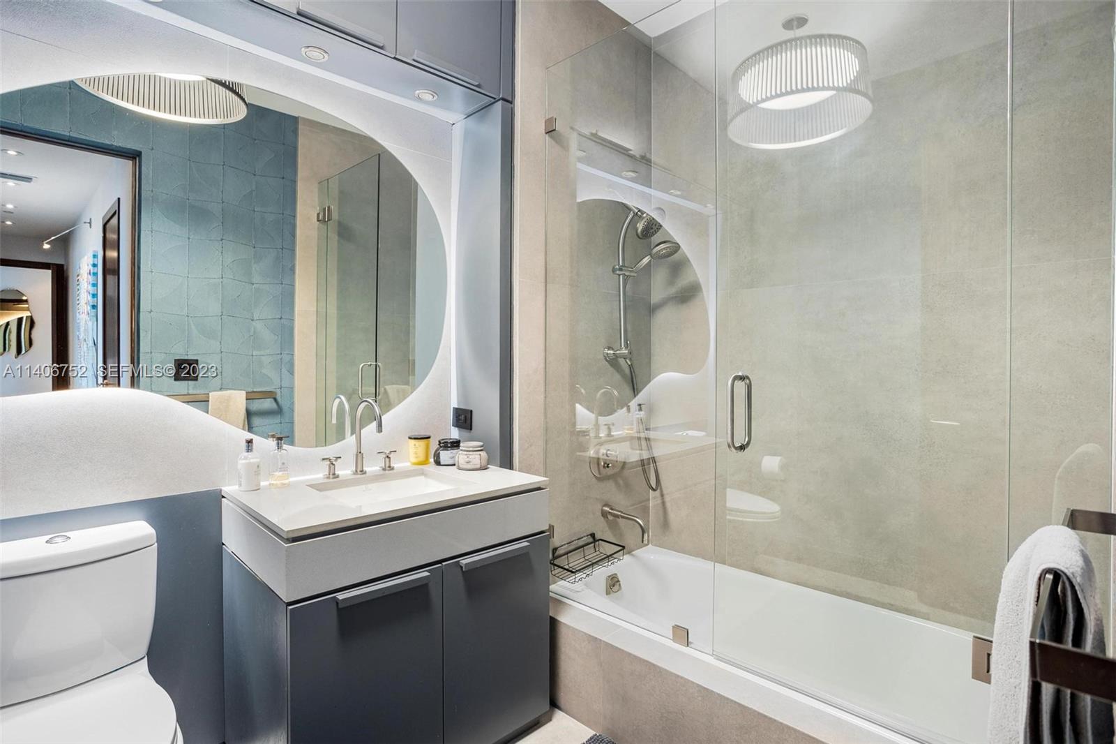 image Four Seasons Residences Miami22