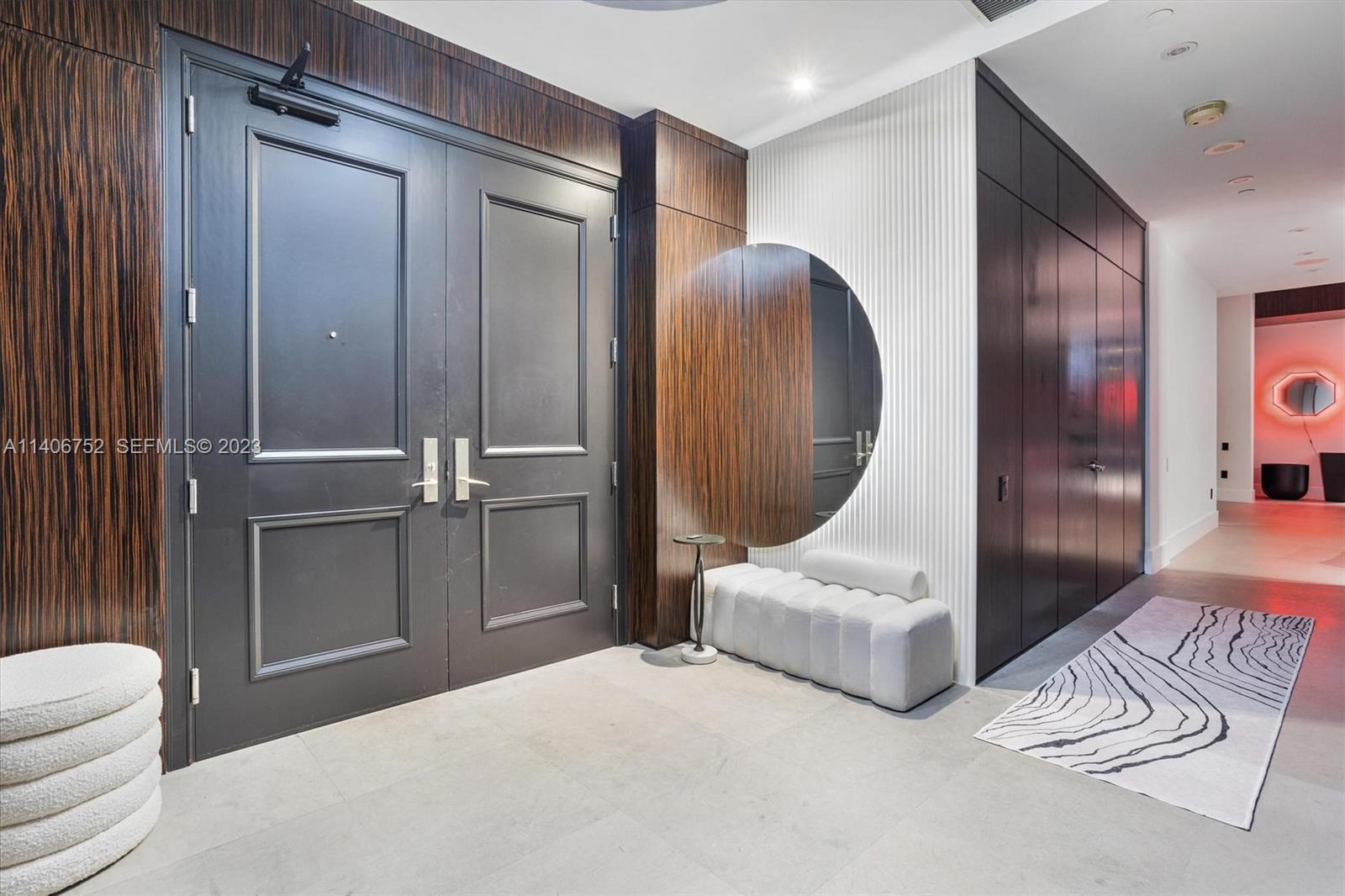 image Four Seasons Residences Miami26