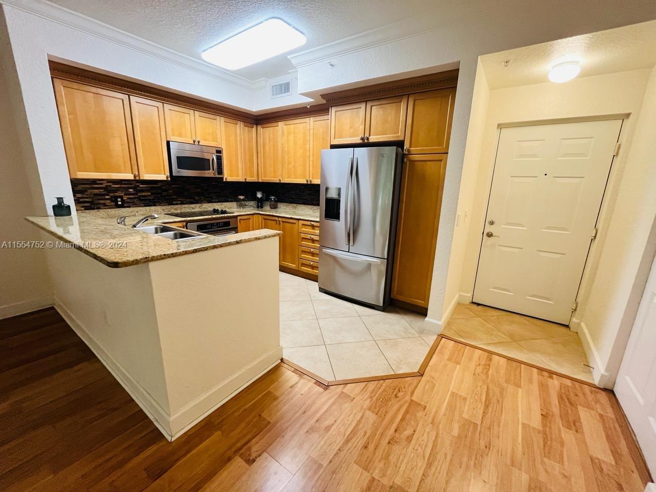 1121 Renaissance Way #1121
