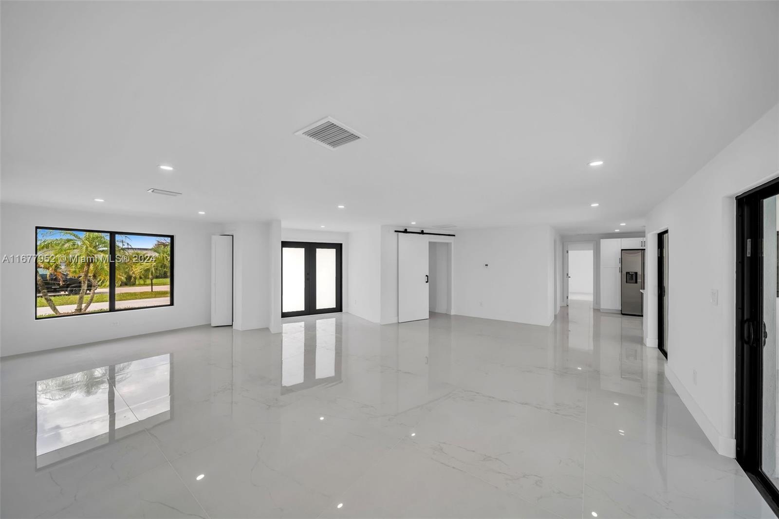 2851 SE 19th Pl,Cape Coral, FL 33904