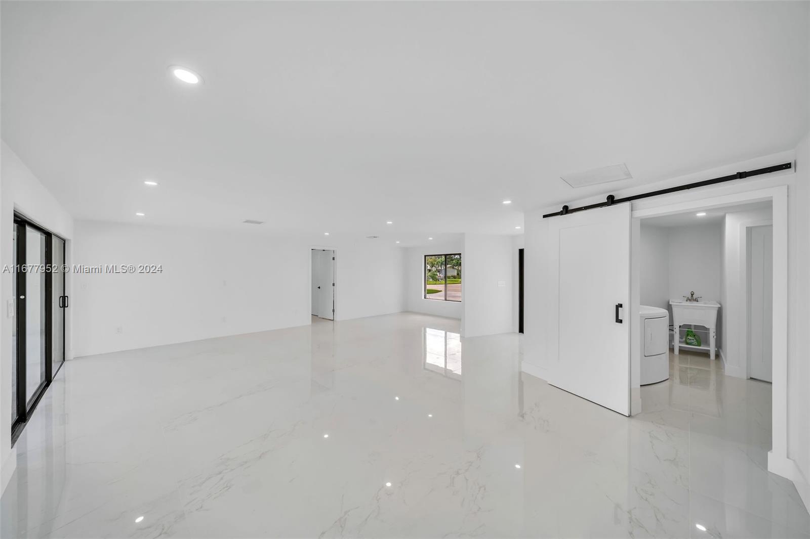 2851 SE 19th Pl,Cape Coral, FL 33904