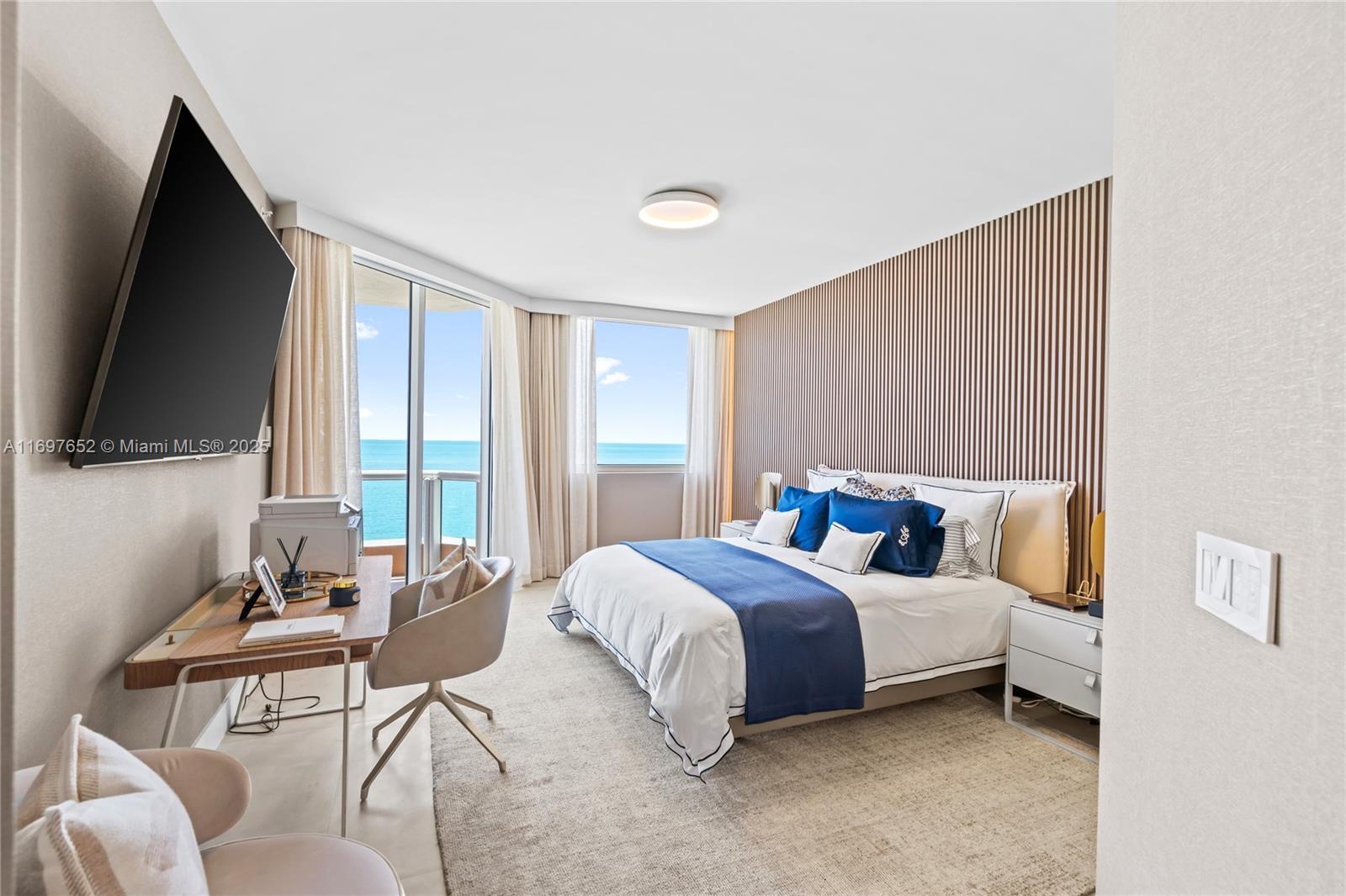 image Acqualina Ocean Residence26