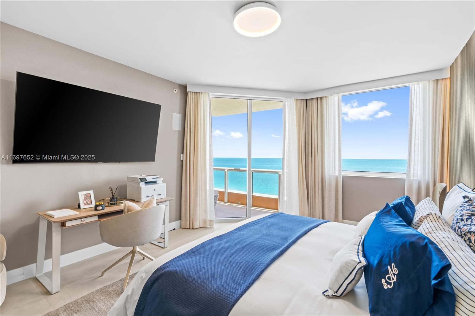 image Acqualina Ocean Residence27