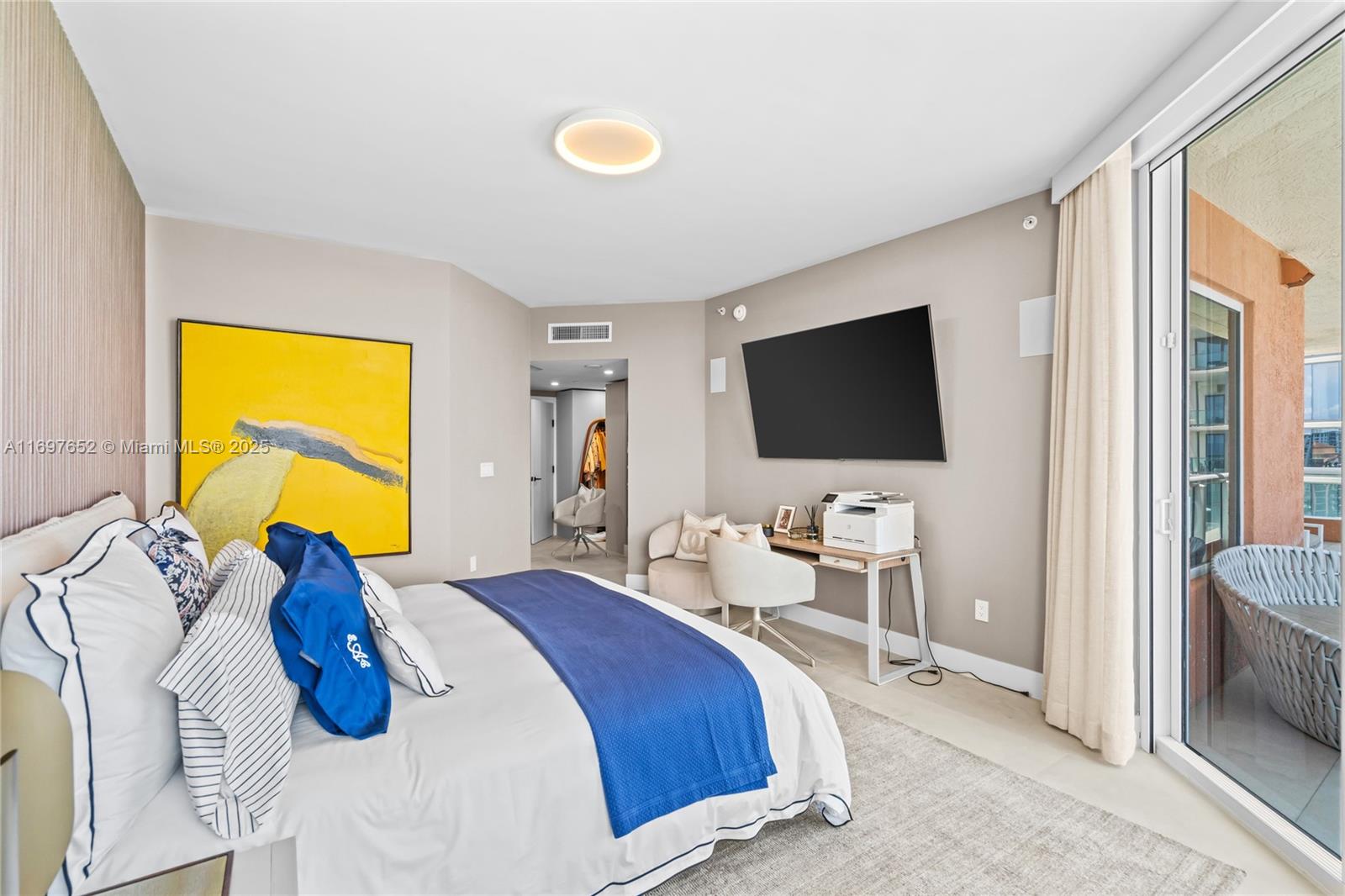 image Acqualina Ocean Residence28
