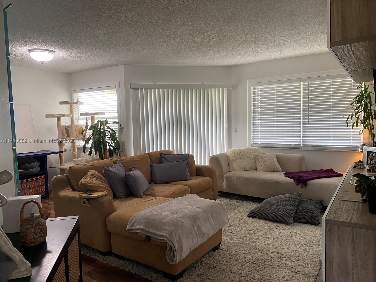 2278 SE 27th Dr #201-G