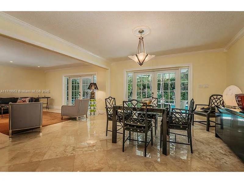 570 Ocean Blvd Golden Beach, FL 33160