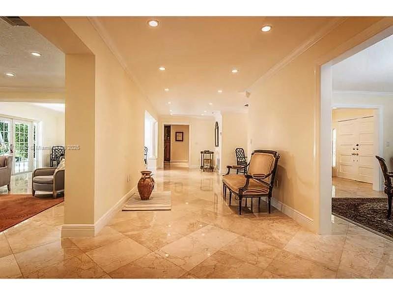 570 Ocean Blvd Golden Beach, FL 33160