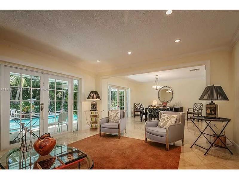 570 Ocean Blvd Golden Beach, FL 33160