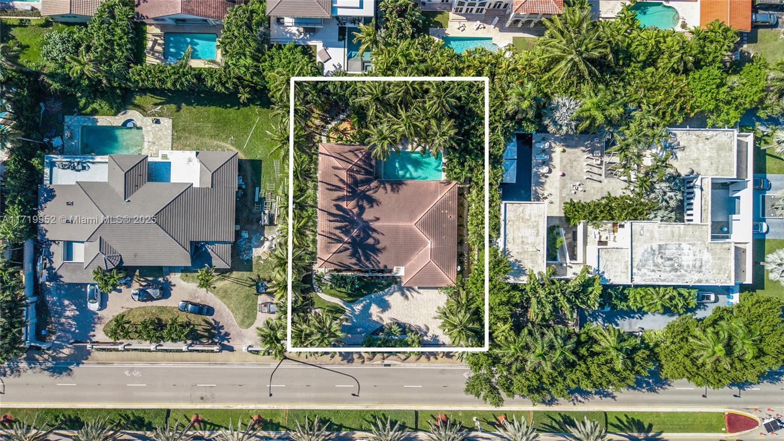 570 Ocean Blvd,Golden Beach, FL 33160