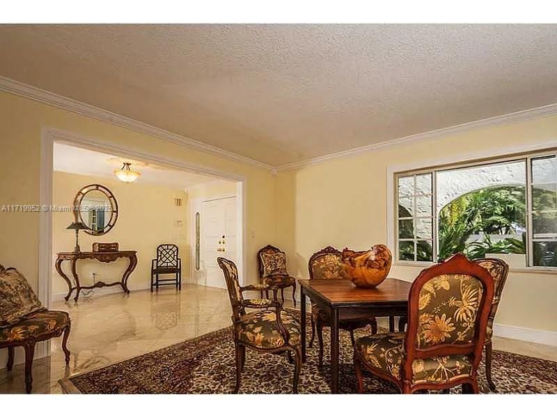 570 Ocean Blvd Golden Beach, FL 33160