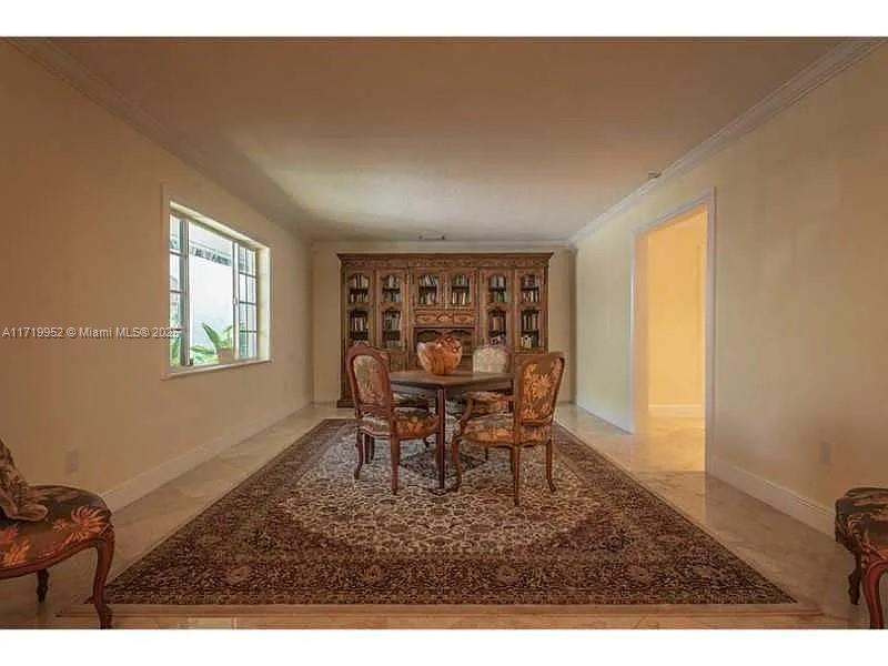 570 Ocean Blvd Golden Beach, FL 33160