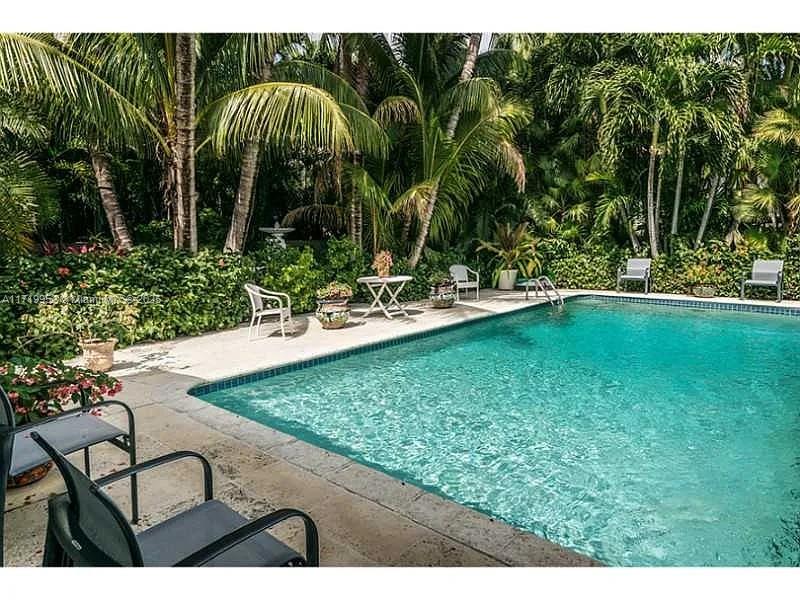 570 Ocean Blvd Golden Beach, FL 33160