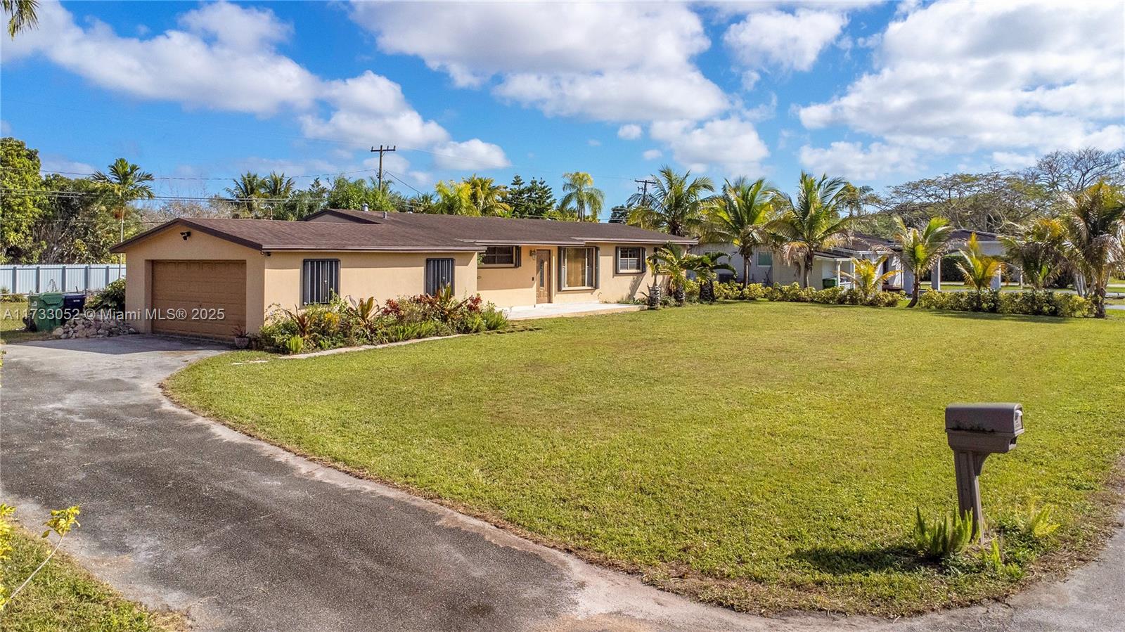 11325 SW 109th Ave,Miami, FL 33176