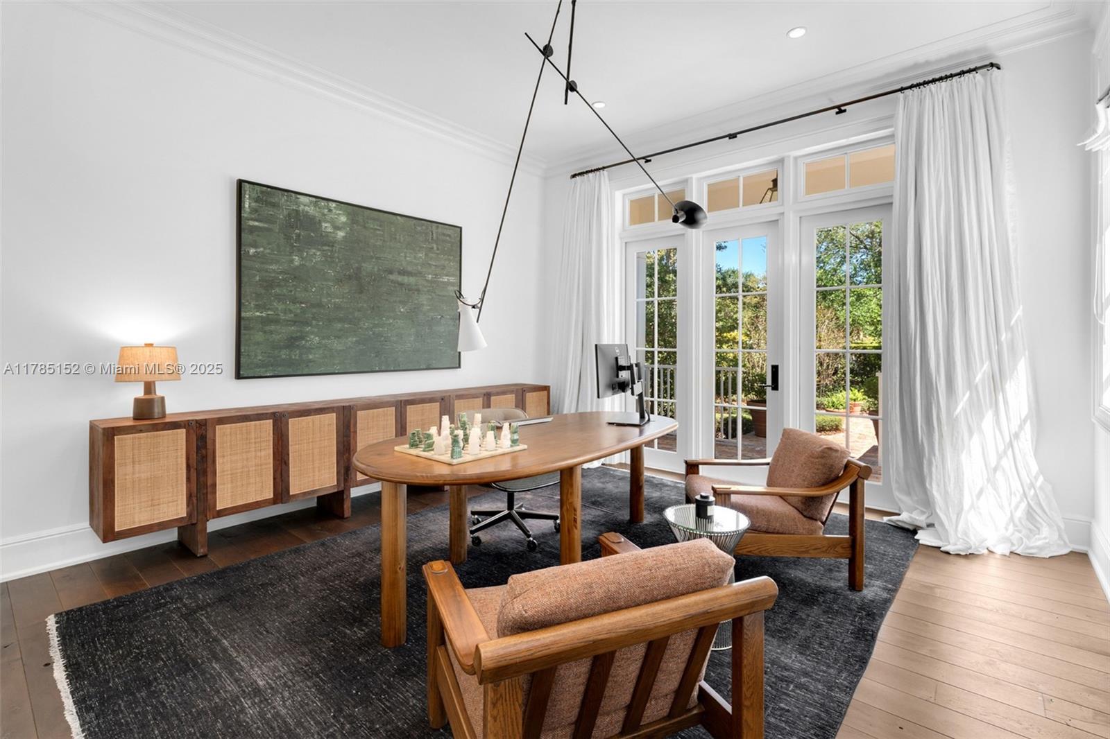 7393 SW 79th Ct Miami, FL 33143