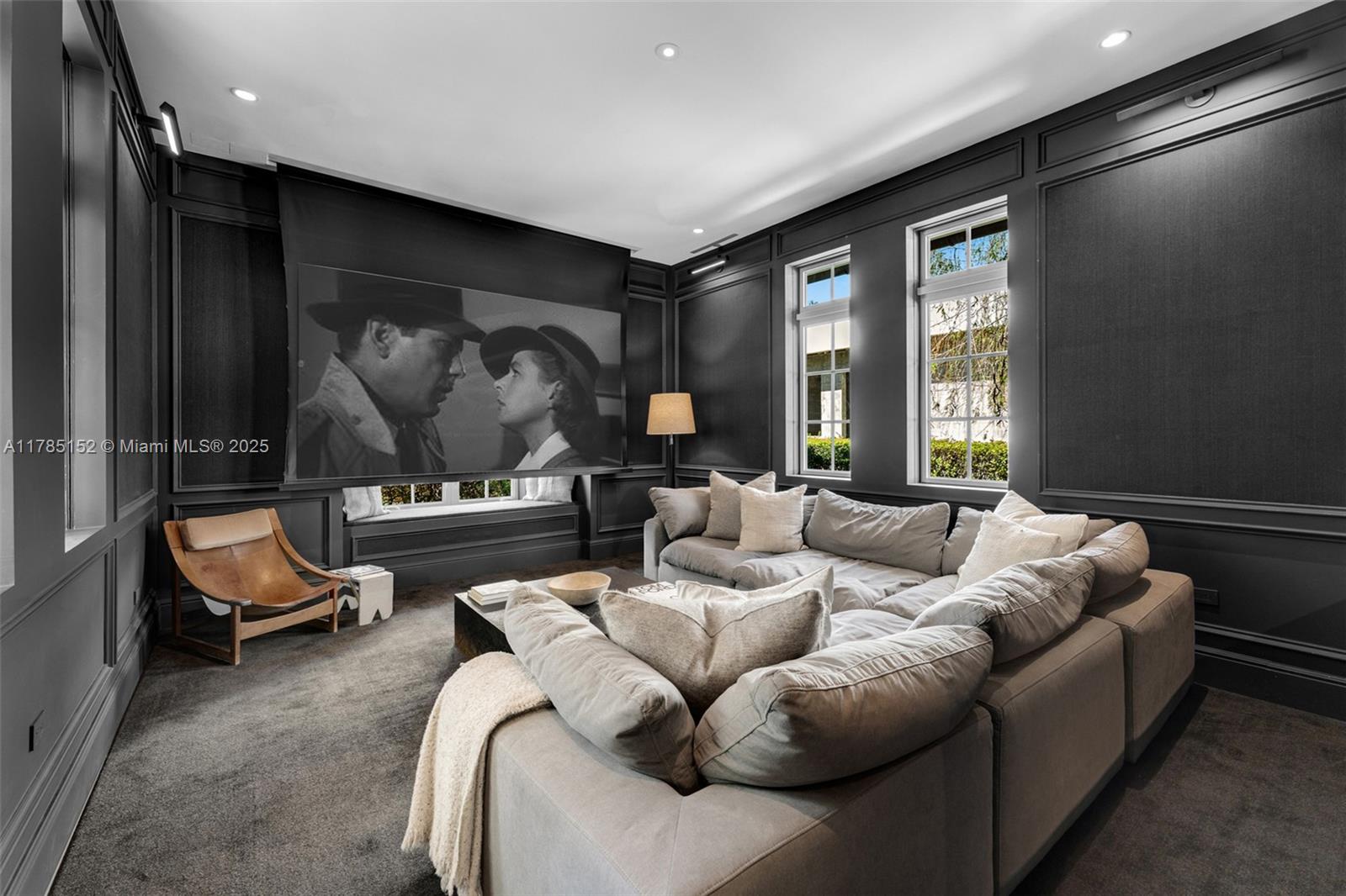 7393 SW 79th Ct Miami, FL 33143