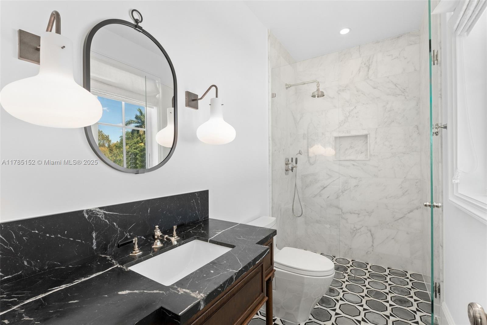 7393 SW 79th Ct Miami, FL 33143