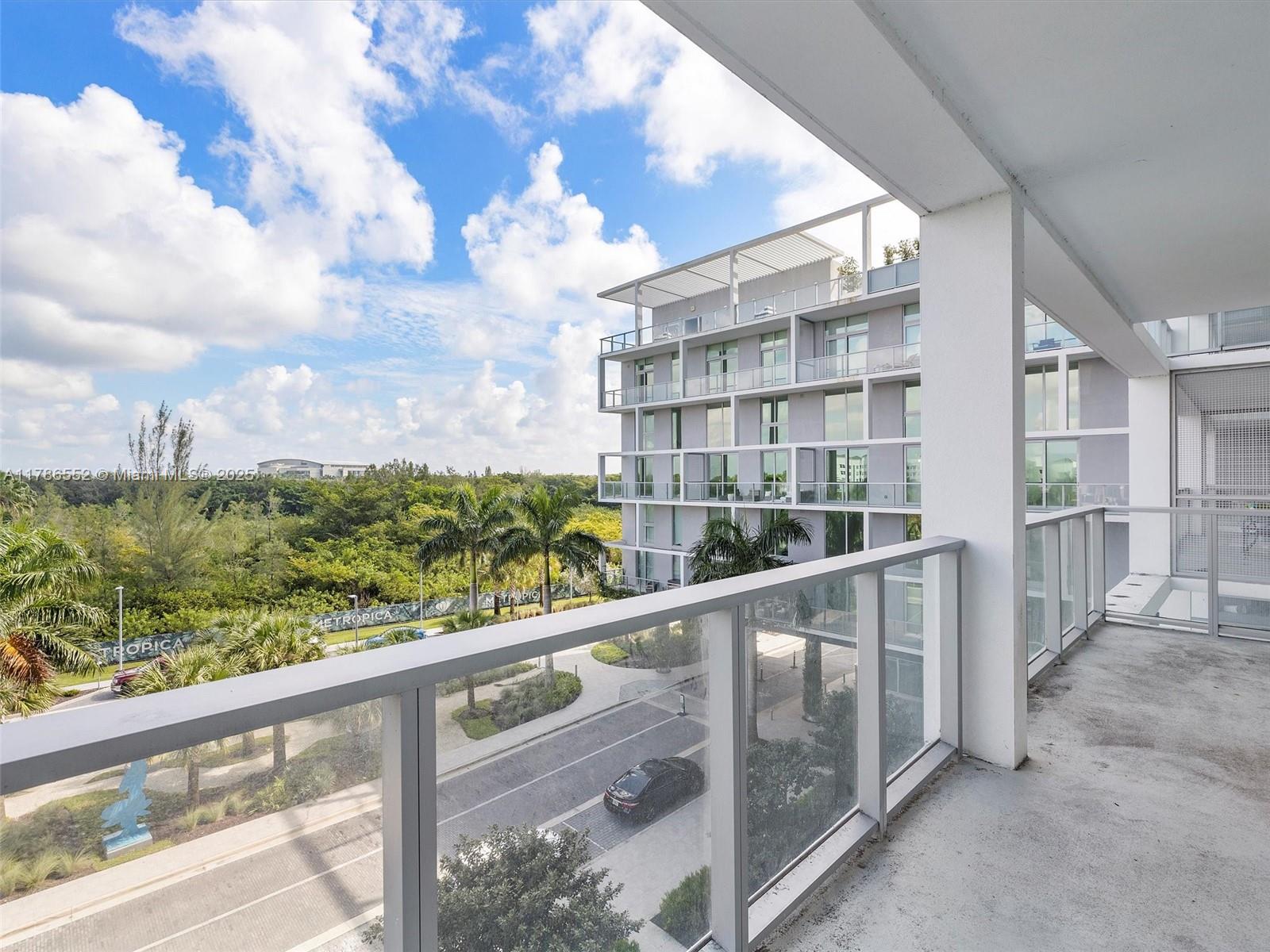 2000 Metropica Way #502 Sunrise, FL 33323