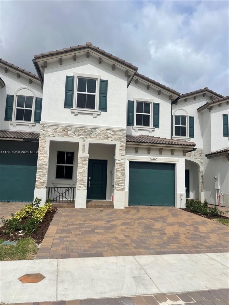 12612 NW 22nd Pl #12612