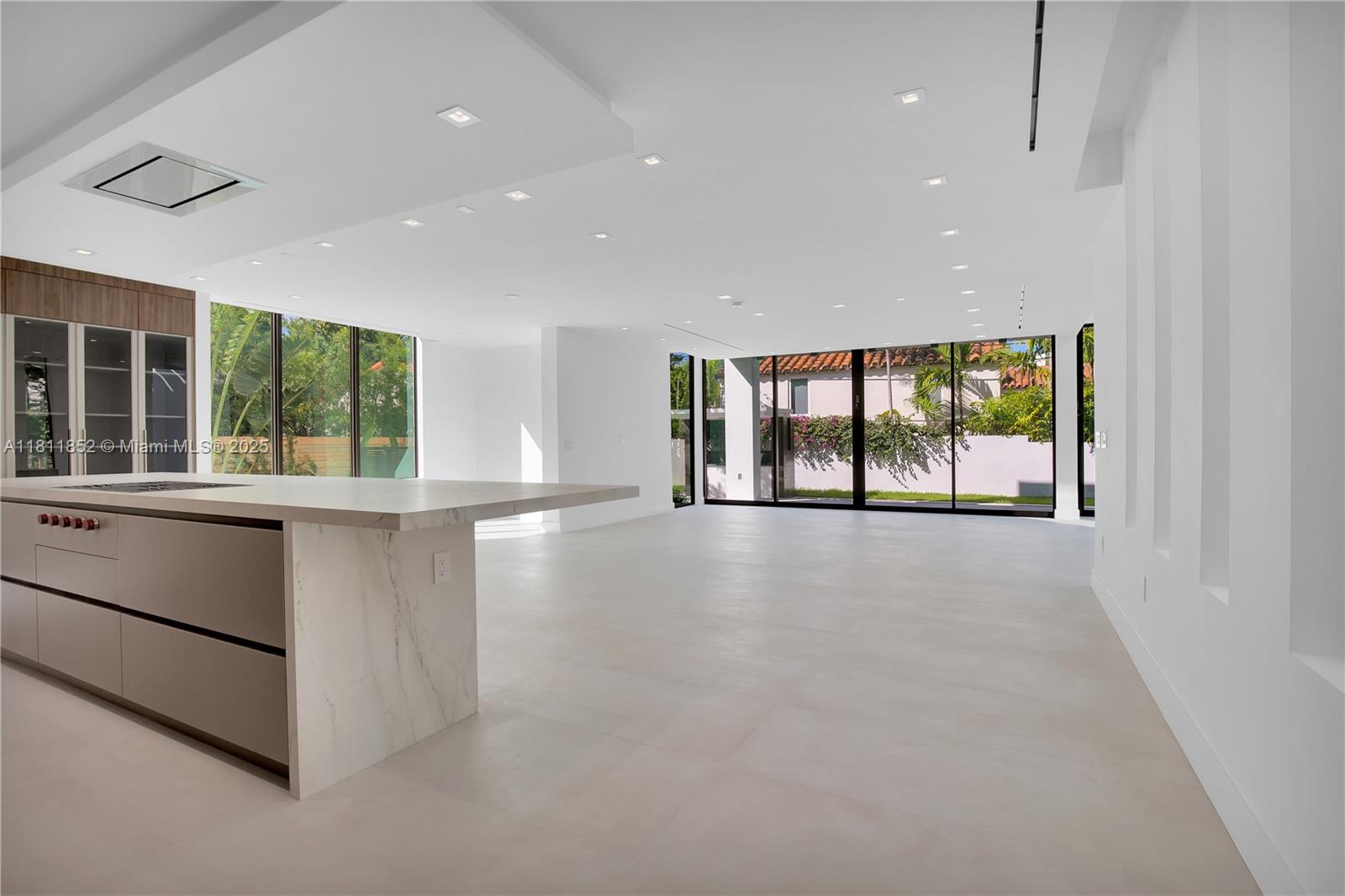 5630 Pine Tree Dr Miami Beach, FL 33140 5630 Pine Tree Dr Miami Beach, FL 33140
