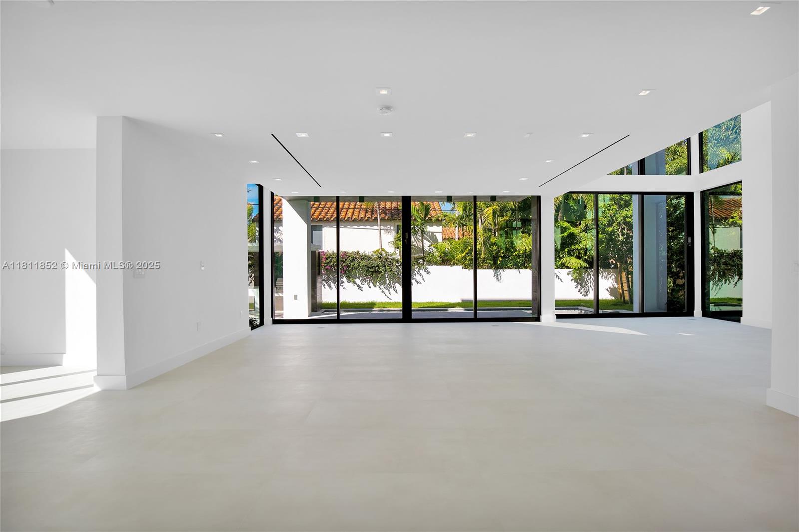 5630 Pine Tree Dr Miami Beach, FL 33140 5630 Pine Tree Dr Miami Beach, FL 33140
