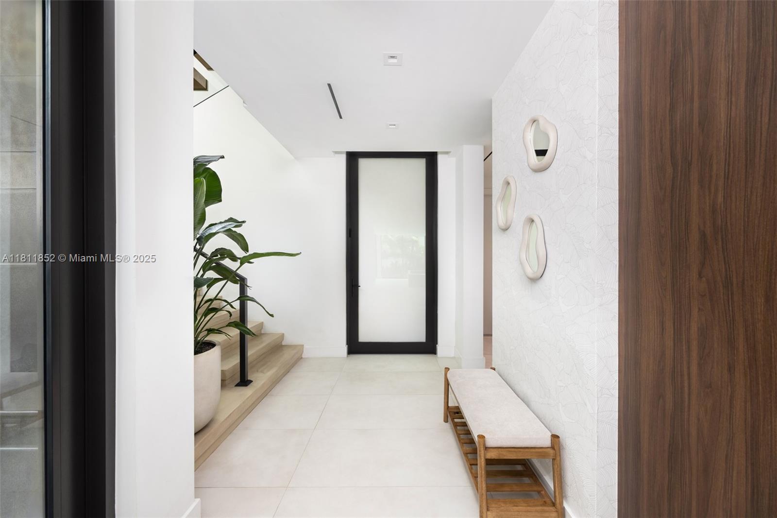 5630 Pine Tree Dr Miami Beach, FL 33140 5630 Pine Tree Dr Miami Beach, FL 33140