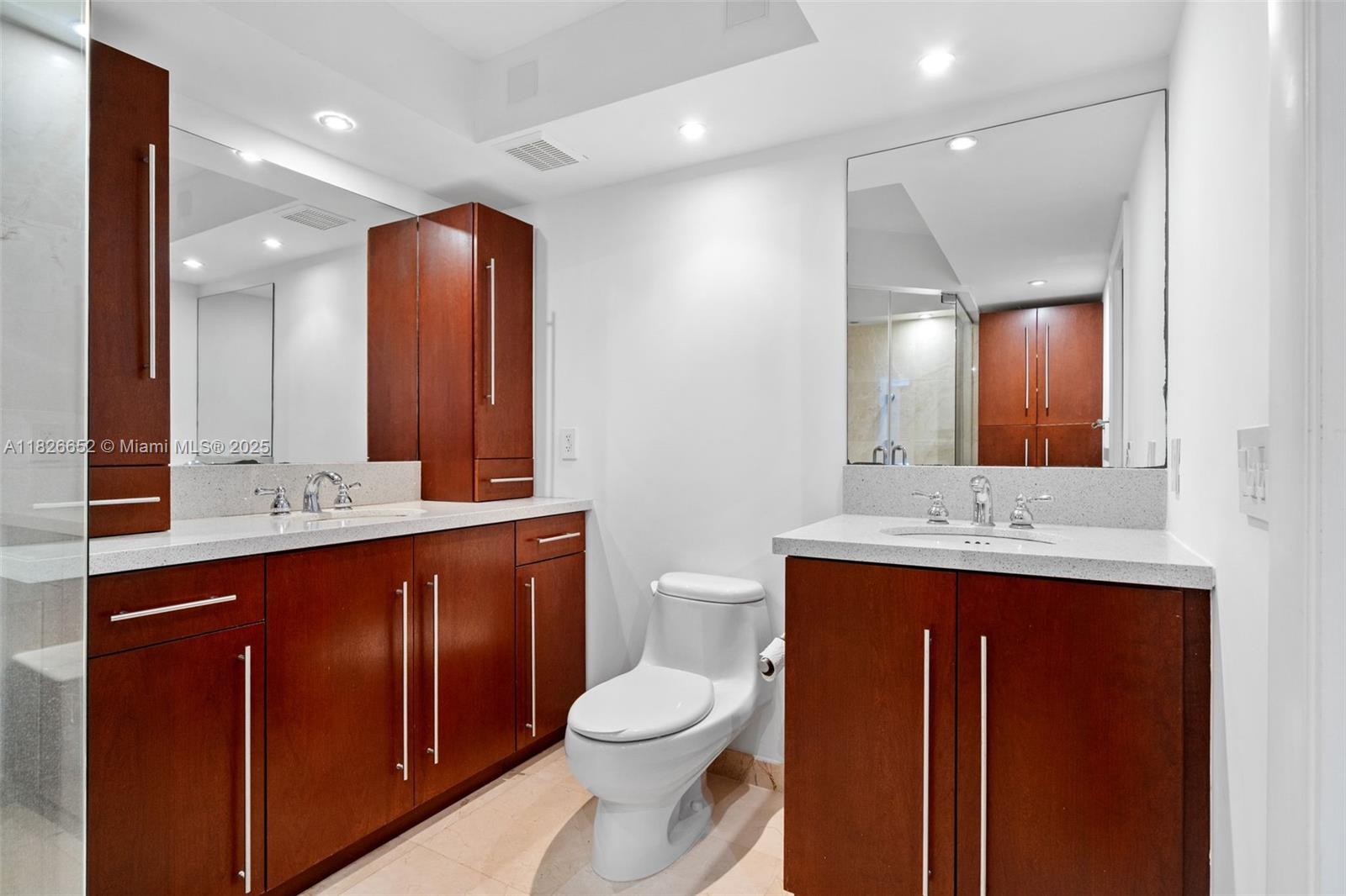 image BRICKELL PLACE CONDO18