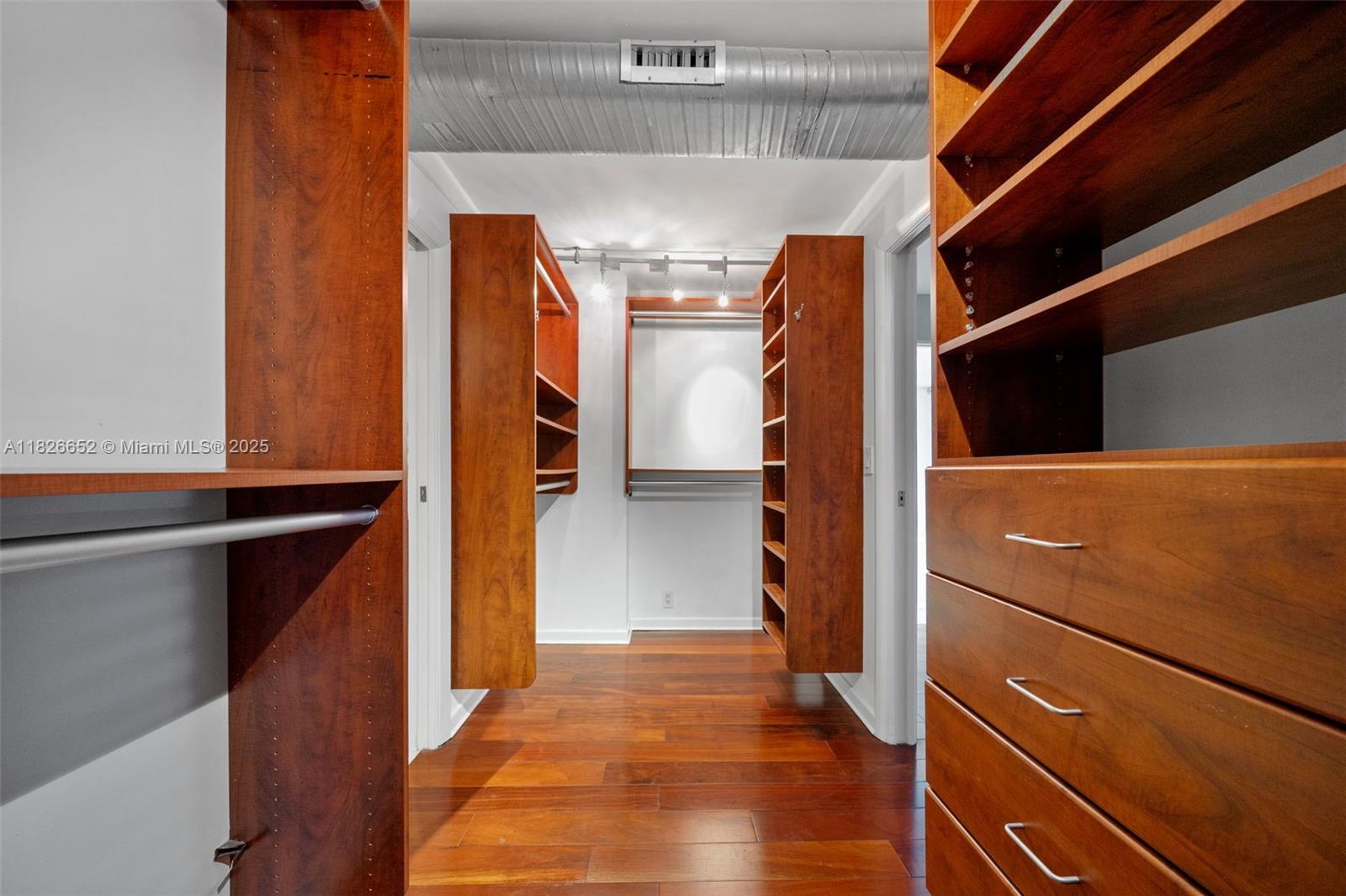 image BRICKELL PLACE CONDO20