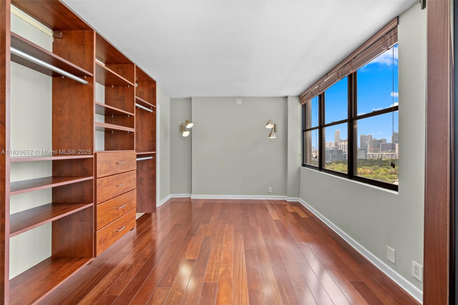 image BRICKELL PLACE CONDO22