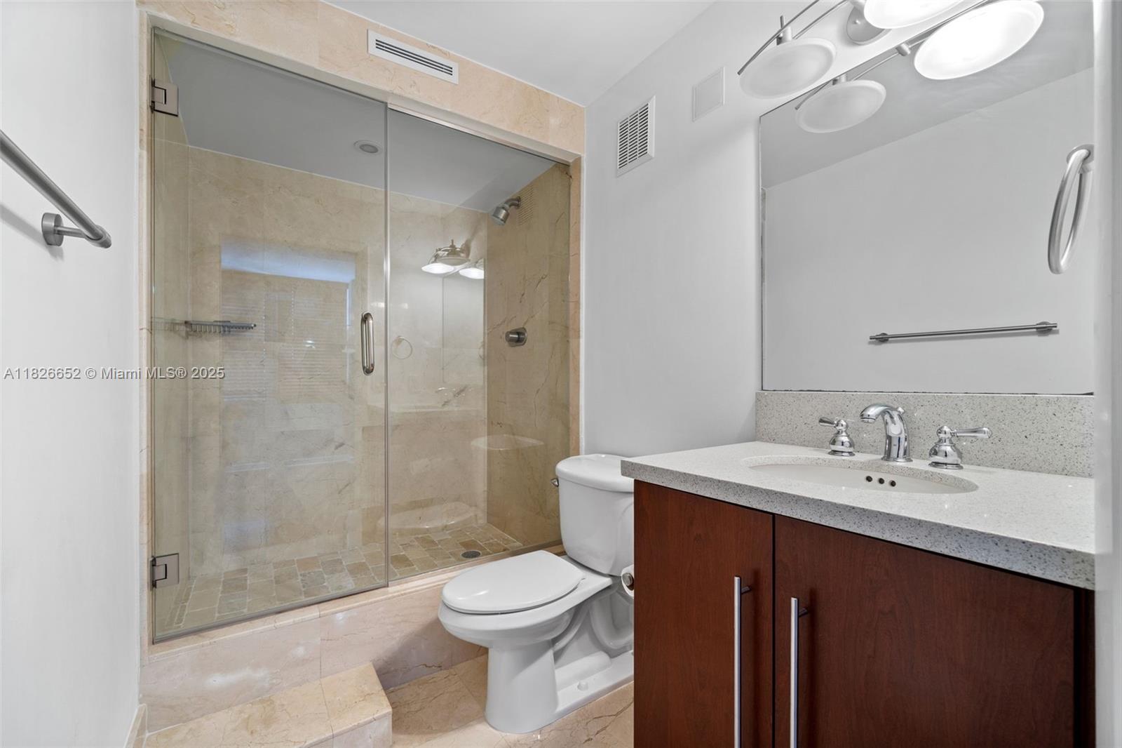 image BRICKELL PLACE CONDO25