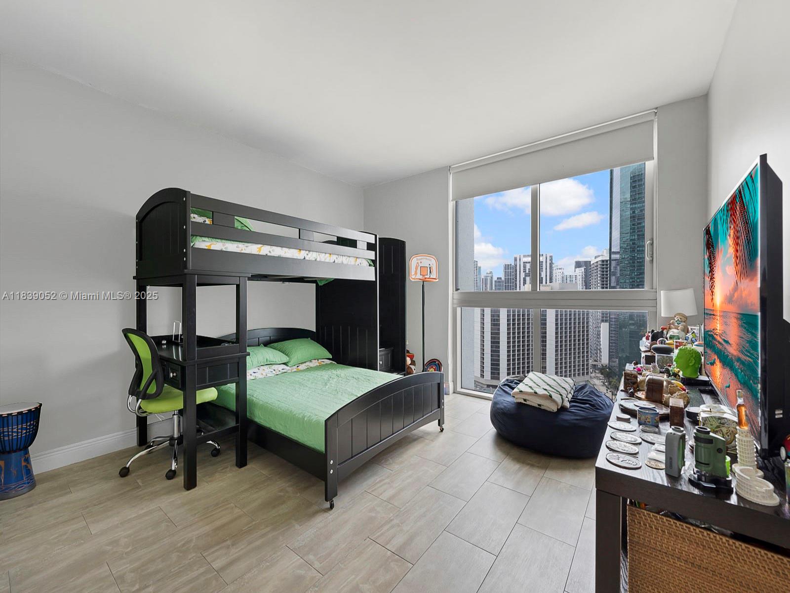 image 500 Brickell East20