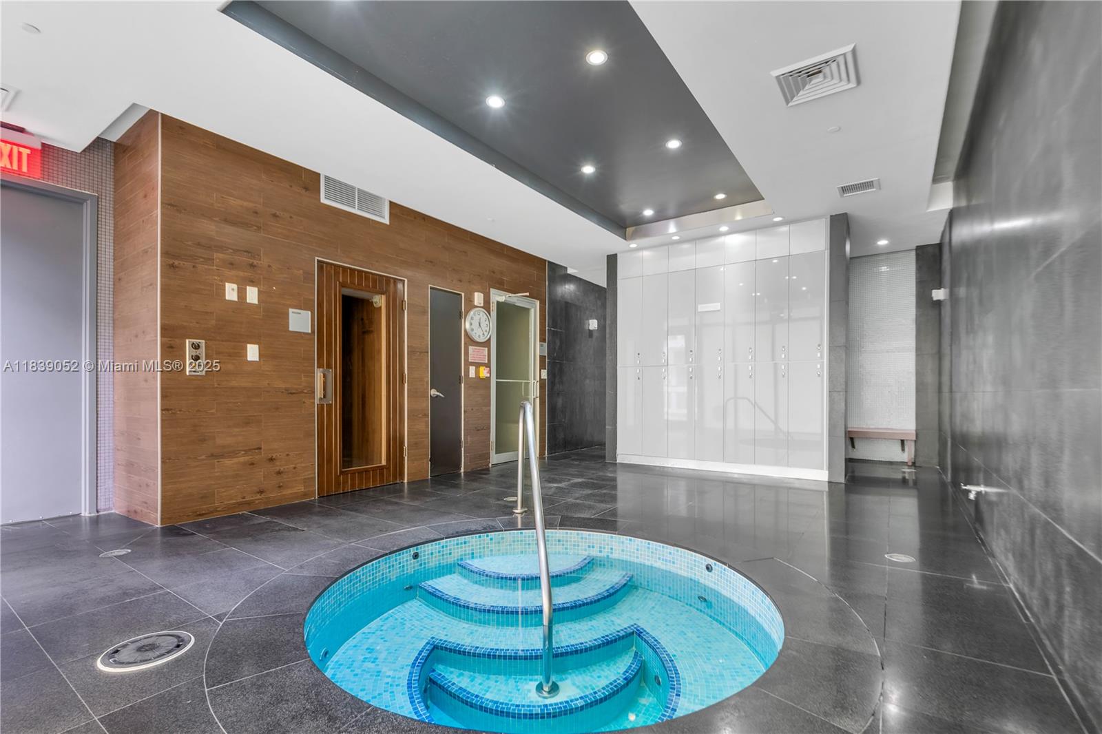 image 500 Brickell East41
