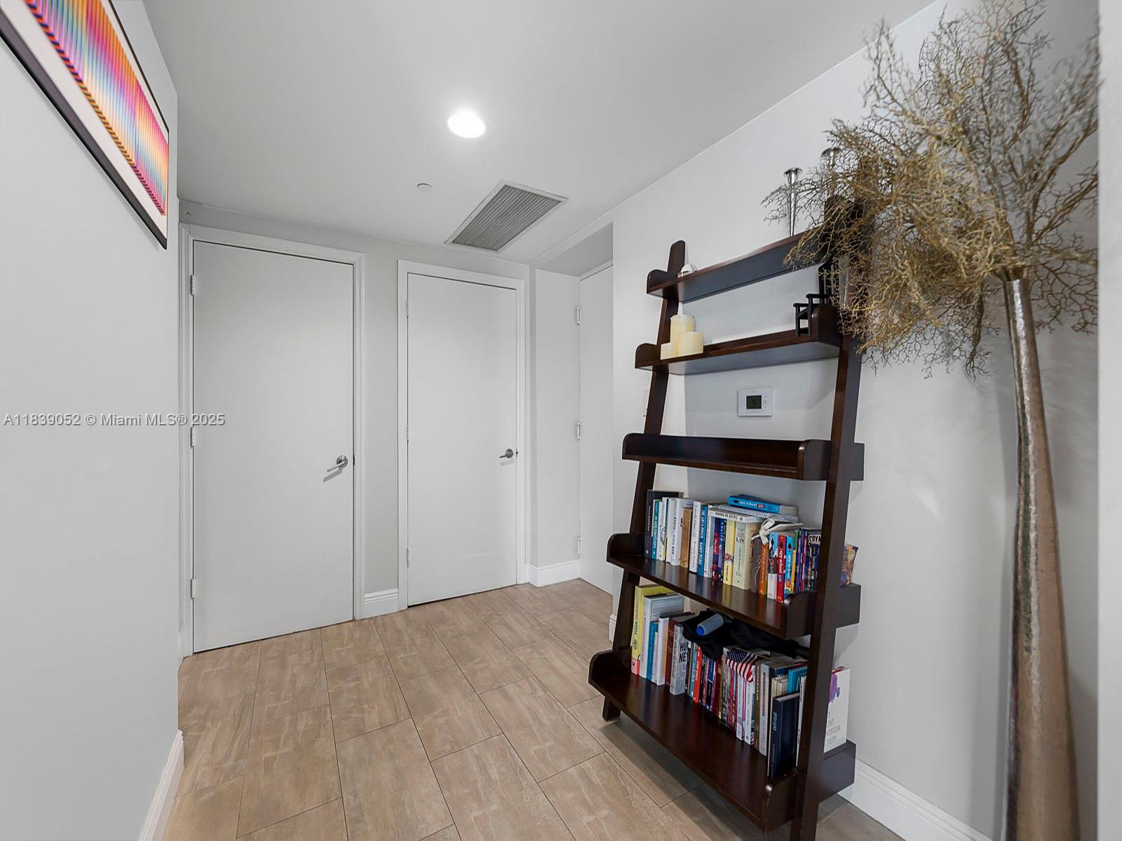 image 500 Brickell East47
