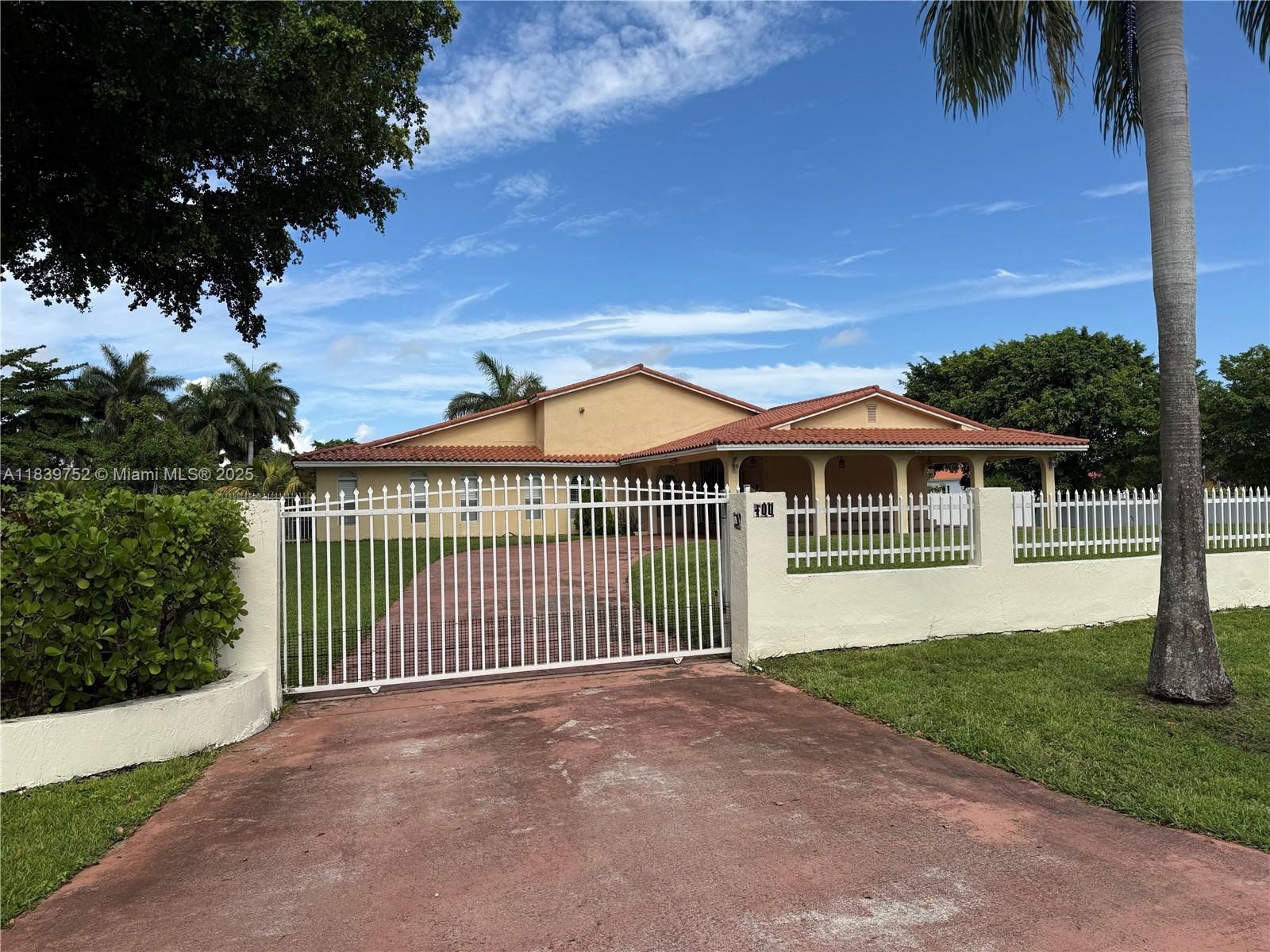 400 NW 128th Ave