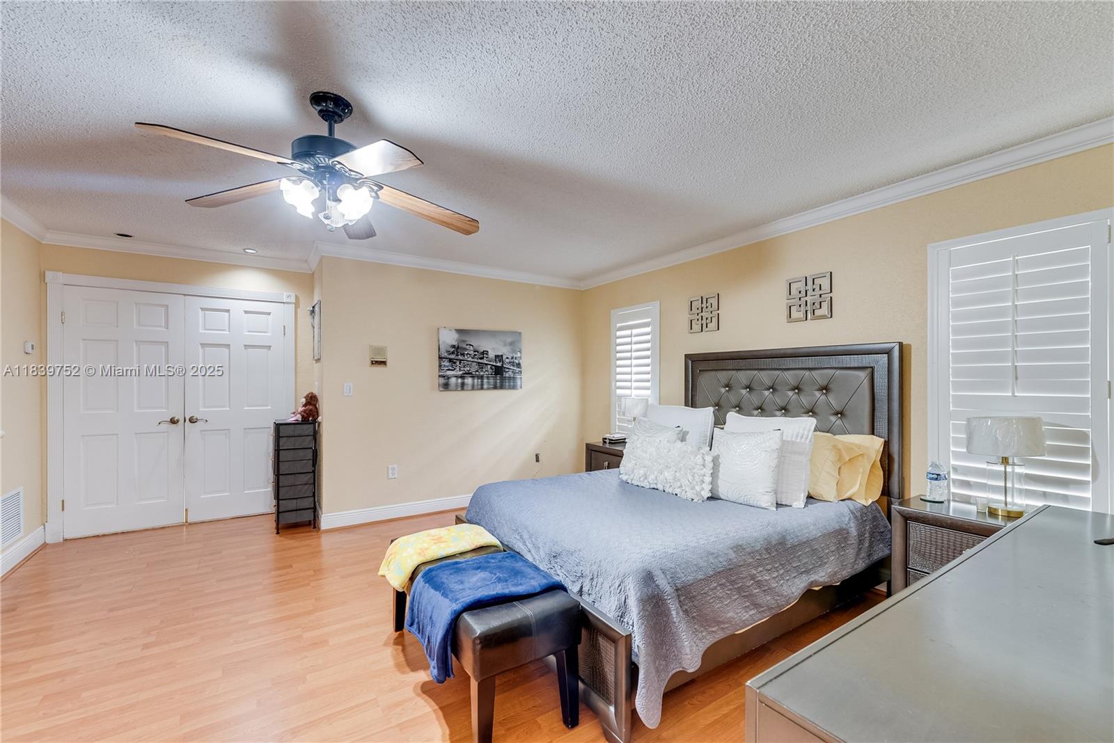 400 NW 128th Ave Miami, FL 33182