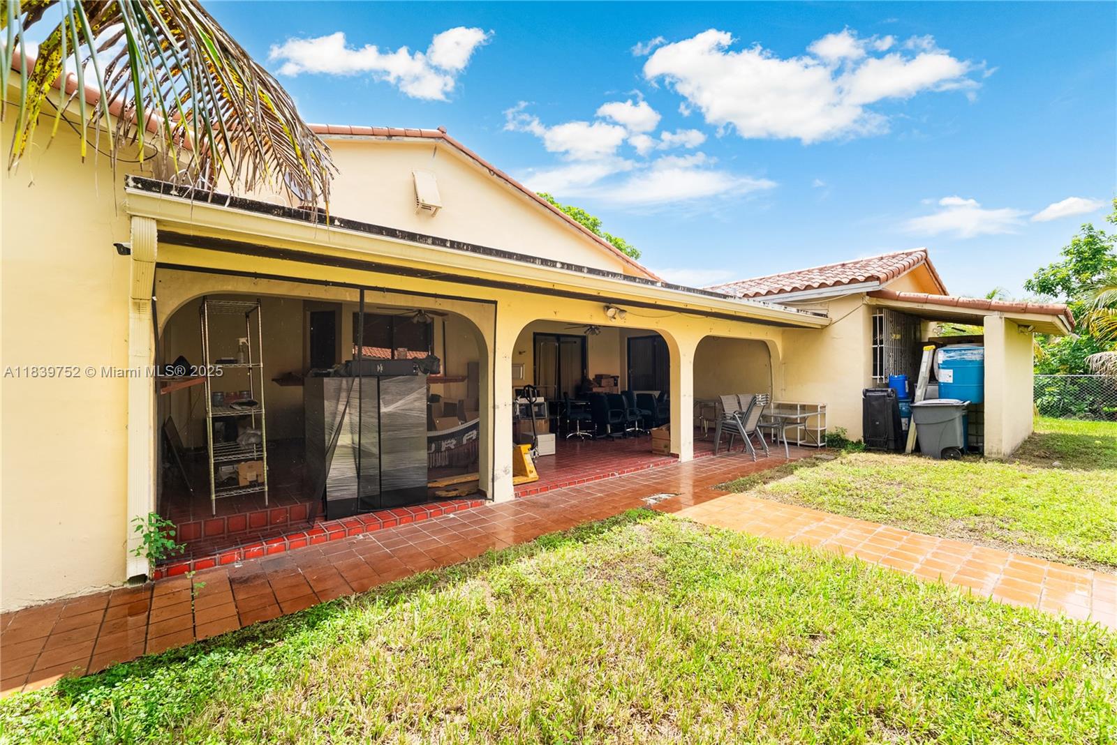 400 NW 128th Ave Miami, FL 33182