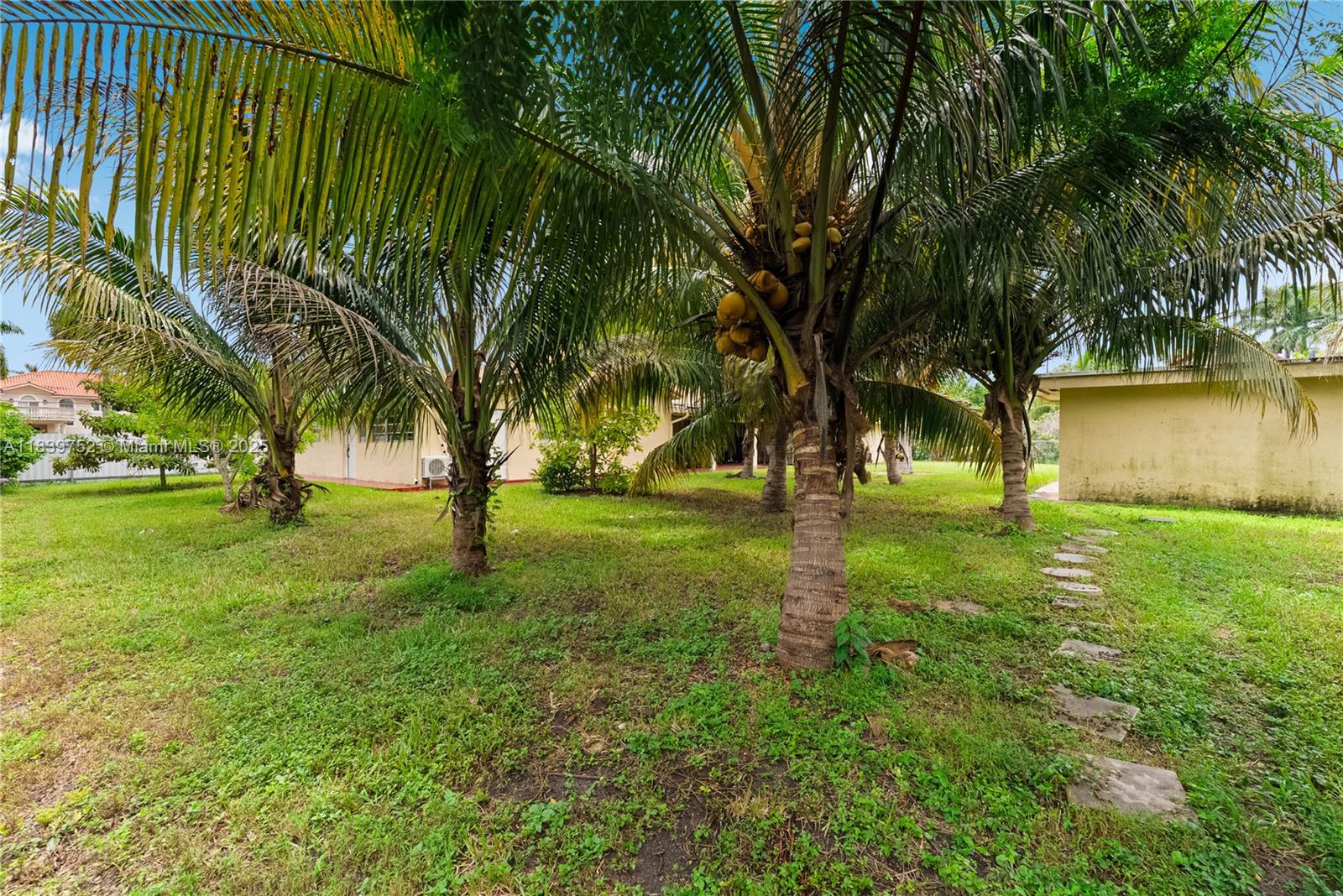 400 NW 128th Ave Miami, FL 33182