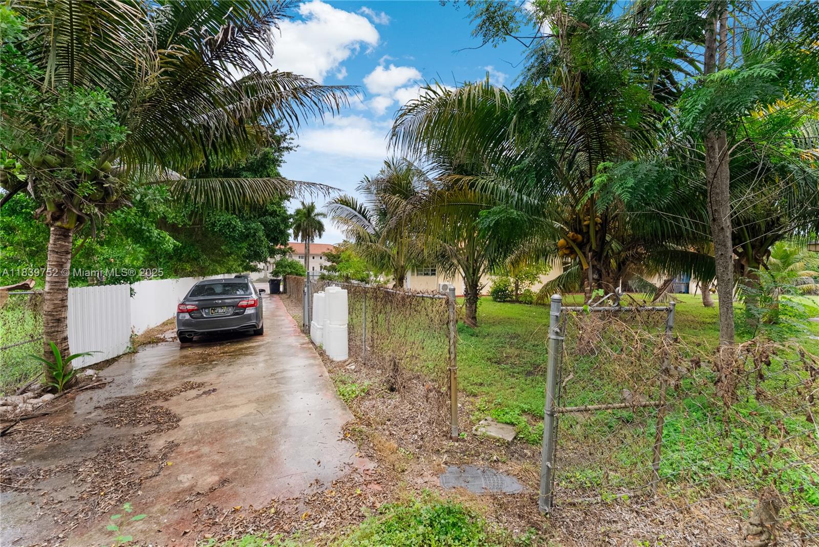 400 NW 128th Ave Miami, FL 33182