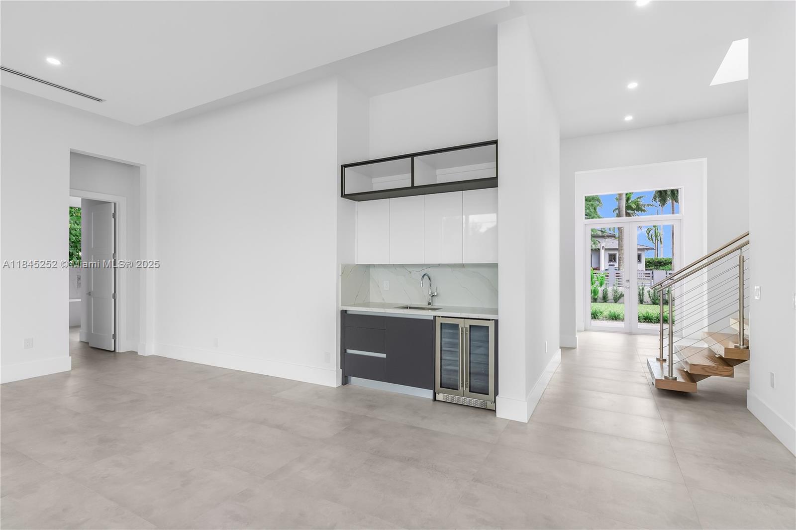 9895 NW 26th St Doral, FL 33172