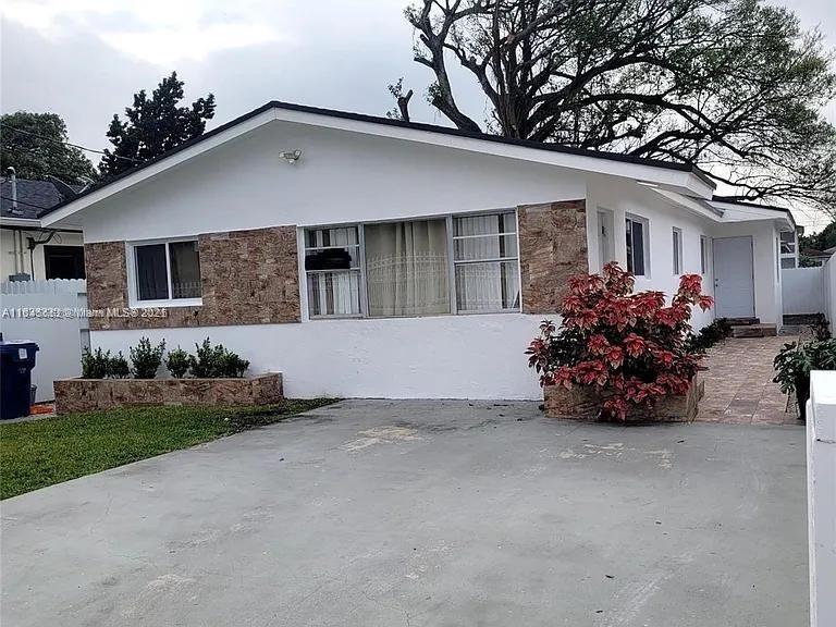 2126 NW 47th Ter #A