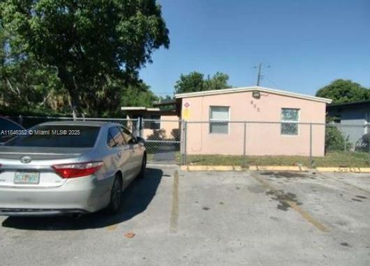 805 NW 12th Ave #1-3