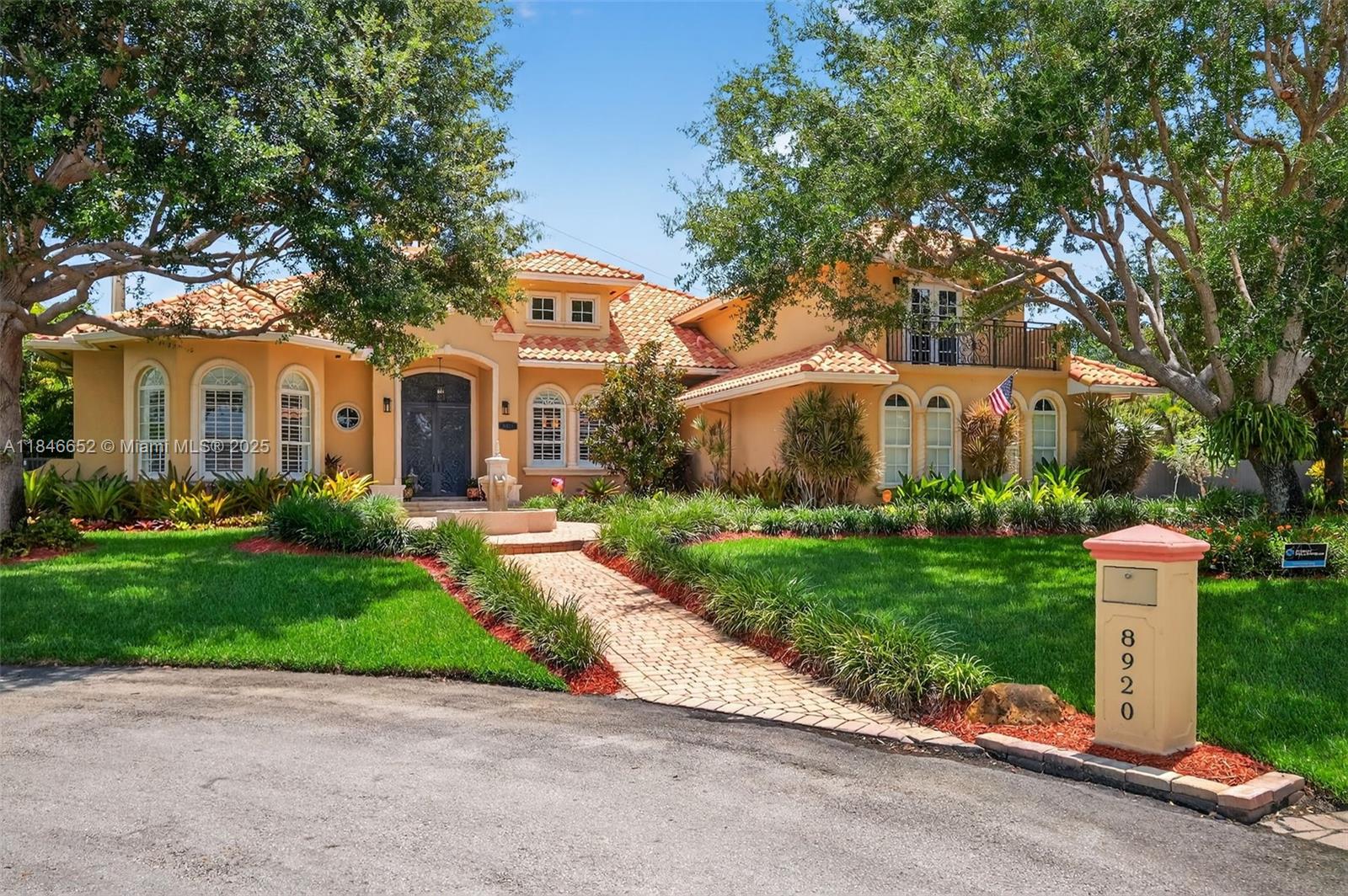 8920 SW 162nd Ter