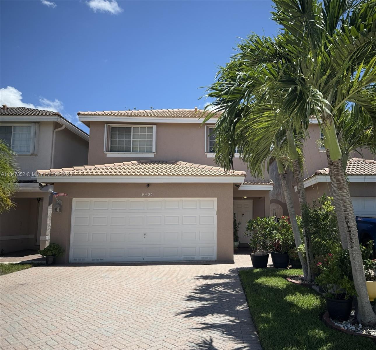9430 NW 55th St